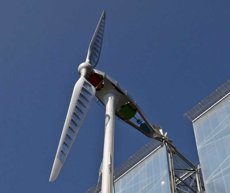 Illustration for article titled A Dragonfly-Inspired Wind Turbine That's Designed For Your Backyard